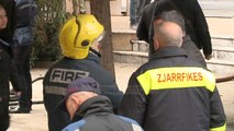 Tiranë, zjarr në ashensorin e një pallati - Top Channel Albania - News - Lajme