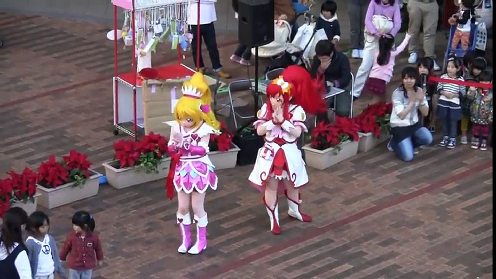 ドキドキ プリキュア キュアハートとキュアエースがやってくる ラブリング を一緒に踊ったよ Video Dailymotion