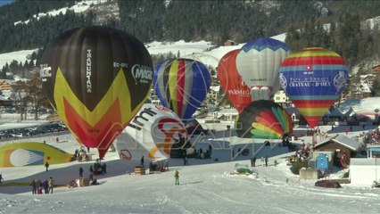 Download Video: Balonat me ajër ngjyrosin qiellin zviceran