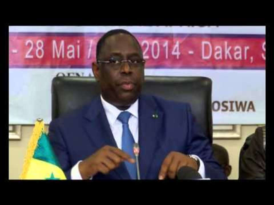 Le Président Macky Sall compte bannir la corruption en supervisant tout le monde