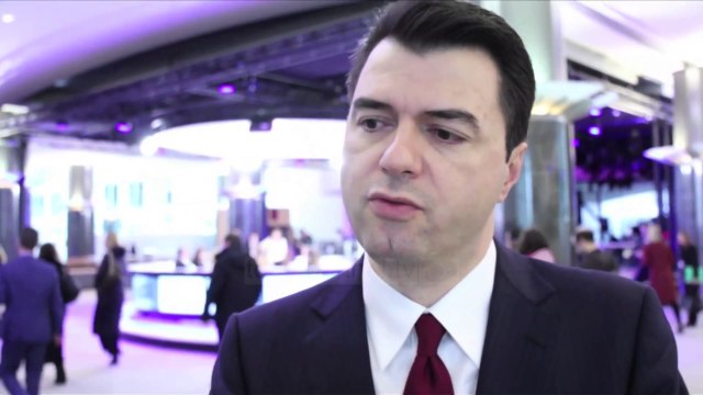 Rezoluta për Shqipërinë, PPE dënon shitblerjen e votës - Top Channel Albania - News - Lajme