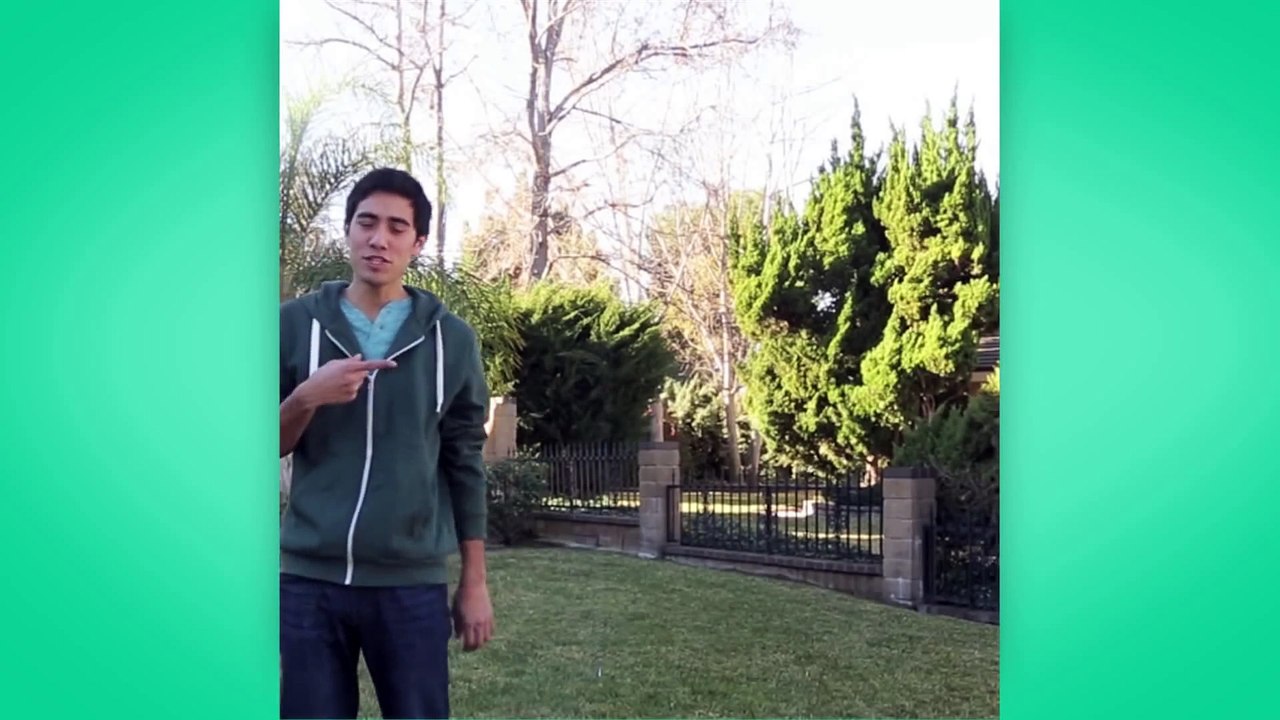 Zach King has a Twin on Vine