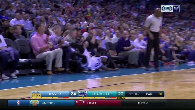 Hornets' Weber Crashes Into A Fan Spilling His Beer All Over Him - Nuggets vs Hornets - March 31, 2017