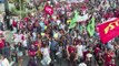 Manifestantes protestam contra medidas do governo Temer