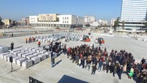 Report TV - Nga Vlora e Tropoja 2 gurët e parë në sheshin 