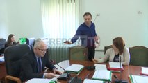 Report TV - “Palaço, i pafytyrë”, ofendime  në komisionin e PD për CEZ