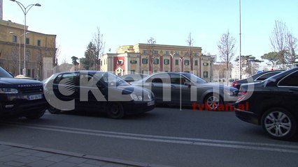 Vazhdon përplasja mes “AMF” dhe konkurrencës