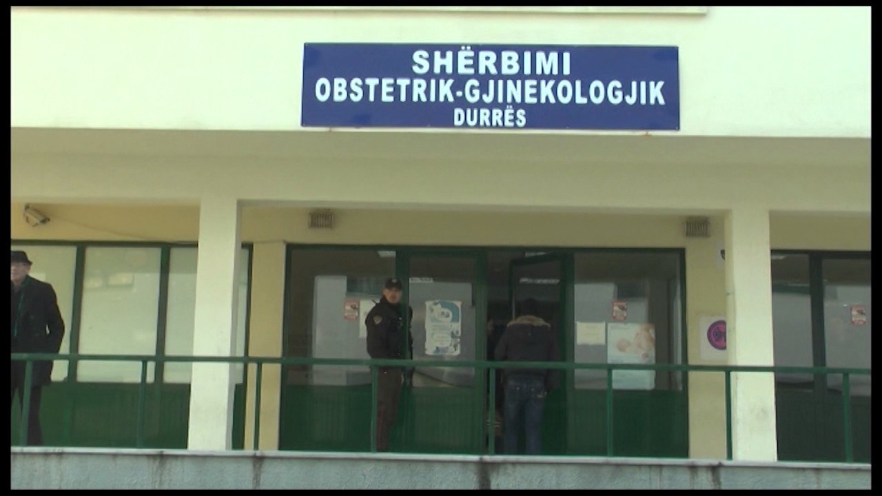 ZJARR NE MATERNITETIN E DURRESIT ME DEME TE MEDHA MATERIALE, NDERPRITEN OPERACIONET LAJM