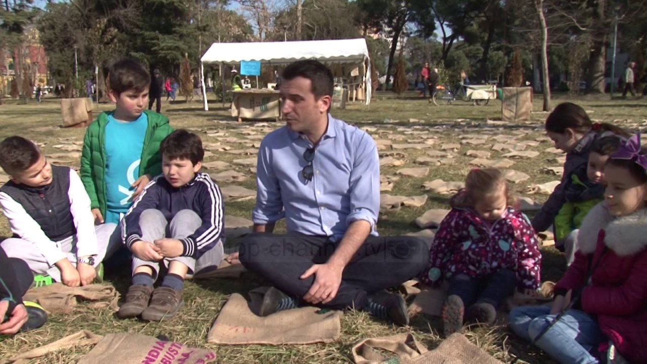 Veliaj: Në vitin 2017 reduktojmë qeset plastike - Top Channel Albania - News - Lajme