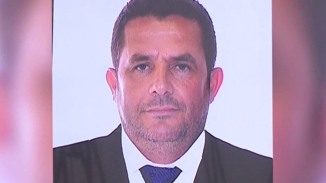 Manjani: Ministrat, me dashnore tek hoteli i Balilit - Top Channel Albania - News - Lajme