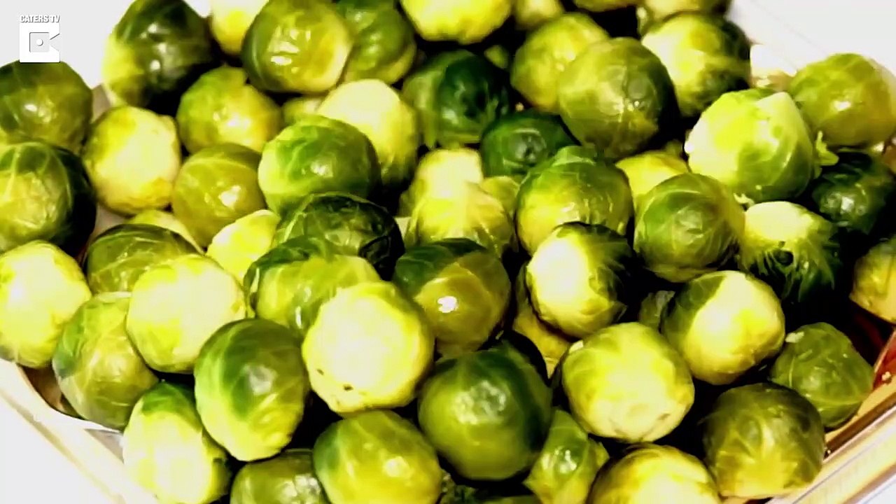 Woman Eats 325 Sprouts in 36 Minutes-7Jl8gf2V98U