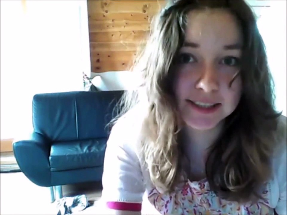 An English Girl Is Telling About Pakistan How Beautiful Pakistan