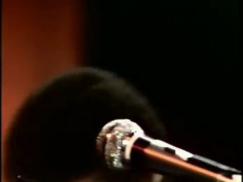 le talent, l'entelligence, l'humanité n'a qu'une couleur, celle de l'Amour, et il ne devrait exister aucune frontière - Tous frères . Fhaine