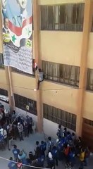 Dekho india k sth kitni buri hoi