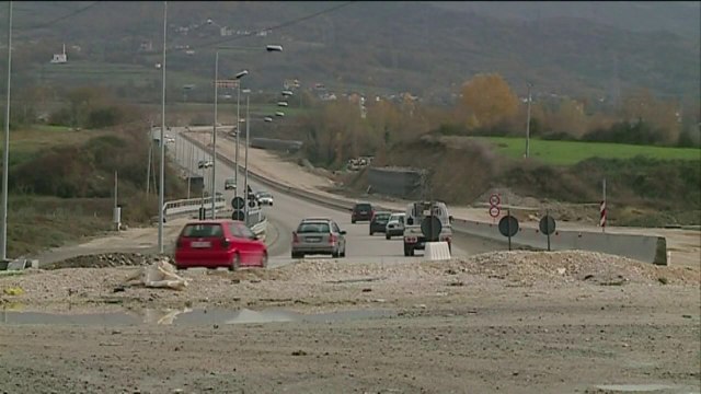 KLSH tregon shkeljet - Top Channel Albania - News - Lajme