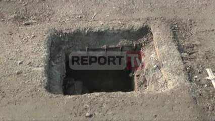 Report TV - Kukës, qyteti me rrugë tërësisht të  rrënuara