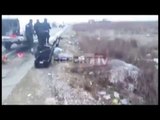 Report TV - Tritol poshtë makinës Benz fati shpëton 2 të rinjtë nga Puka