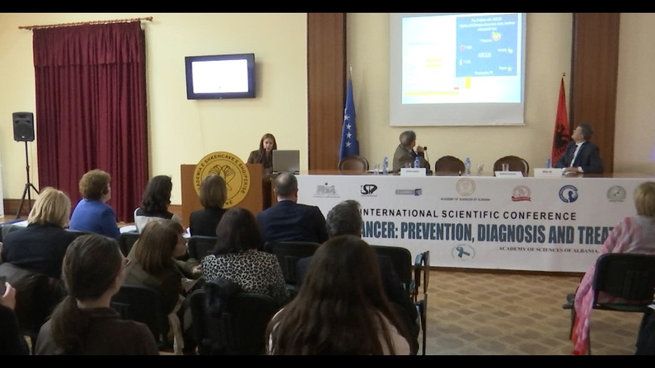 Report TV - Çdo vit 100 femra në vend preken nga kanceri i qafës së mitrës, 40 vdesin