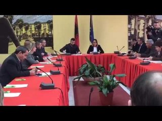 Dritëro Agolli Qytetar Nderi i Fierit, biblioteka do mbajë emrin e tij