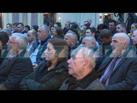 SONDAZH PER TRANSPORTIN PUBLIK, VELIAJ PREMTON SHTIMIN E AUTOBUZEVE - News, Lajme - Kanali 11