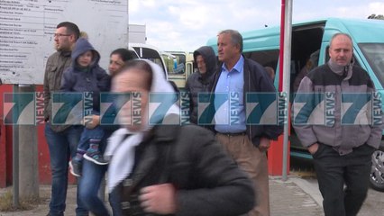 FURGONET ENDE NE QARKULLIM, NUK ZBATOHEN RREGULLAT E REJA - News, Lajme - Kanali 9
