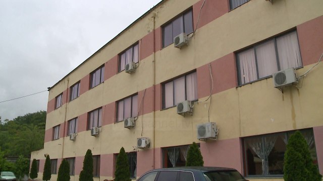 Nuk ka grip shpendësh, alarm fals në Fier - Top Channel Albania - News - Lajme