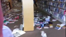 東日本大震災(東北関東大震災)　福島県いわき市の図書館の様子