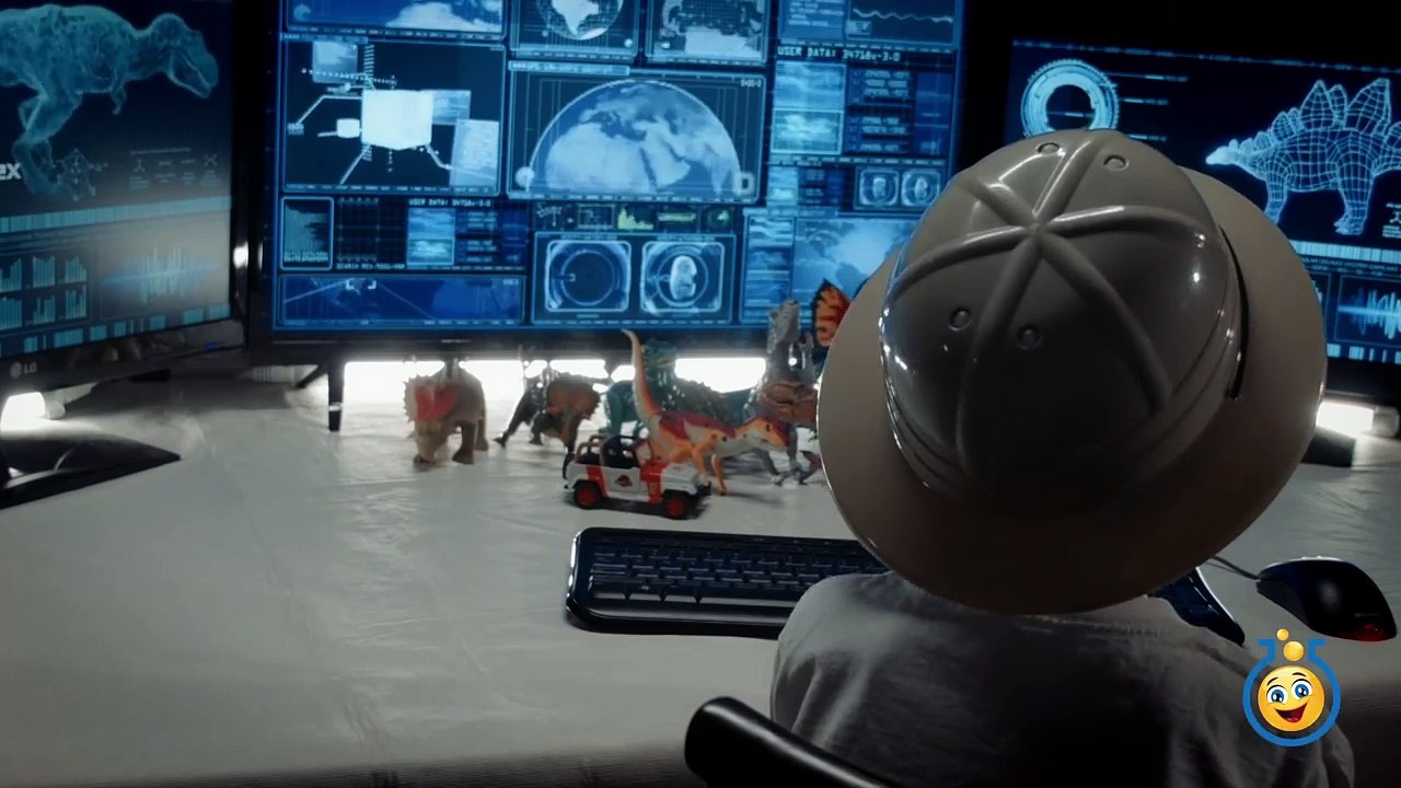 GIANT DINOSAUR CHASE Jurassic Adventure at Grand Canyon w_ T-Rex Raptors in Real Life Kids Toy Video-qT7ltWCnskI