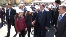 Orman ve Su İşleri Bakanı Veysel Eroğlu, Ataköy'de Fidan Dikim Törenine Katıldı