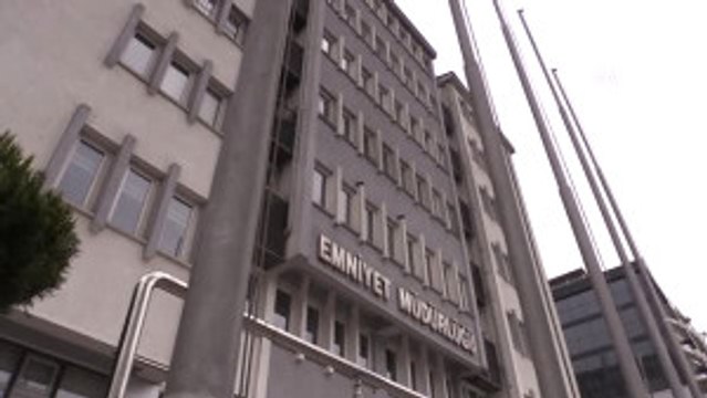 Bursa'daki Cinayet - Eşini Öldürdüğü Iddiasıyla Gözaltına Alınan Zanlı, Adliyeye Sevk Edildi