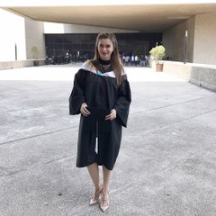 Sunshine Cruz Graduates from College