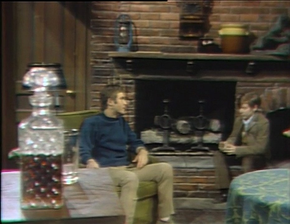 Dark Shadows S12 Disc 03 Ep 02