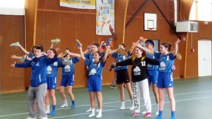 Clapping -17 filles Courlay_Celles