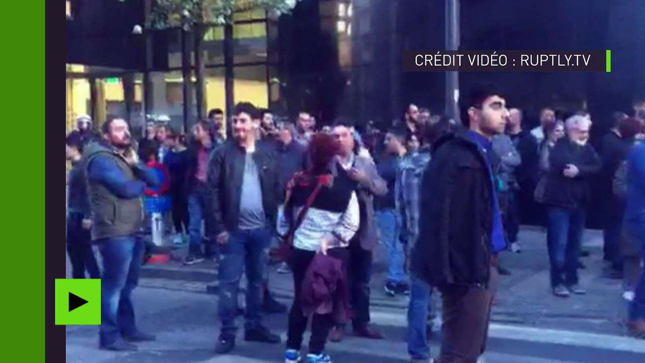 Vives tensions dans les rues de Bruxelles entre militants pro-kurdes et pro-Erdogan