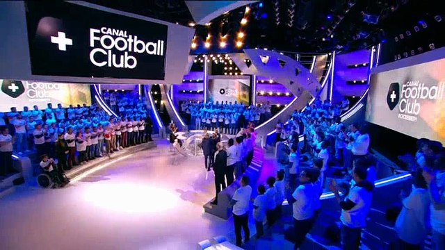 Émotion et hommages en pagaille pour le retour de Pierre Ménès dans le Canal Football Club