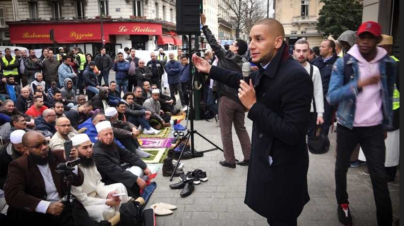 À la prière de rue devant la mairie de Clichy : "Fermer une mosquée, c'est enrichir les dérives extrémistes"