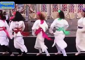 رقص ثلاث بنات مغربيات و جزائرية وفرنيسة في شوارع فرنسا رقص الركادة غاية في الرووعة