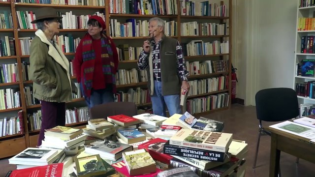 Alpes-de-Haute-Provence : le Hangar à Livres, un espace d'échange à Saint-Julien-d'Asse