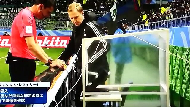 【1214 サッカー ビデオ判定で突然のPK 歴史的瞬間 】 (1)
