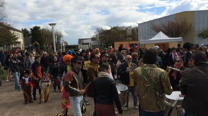 Le carnaval rock'n'roll a fait vibrer la ville