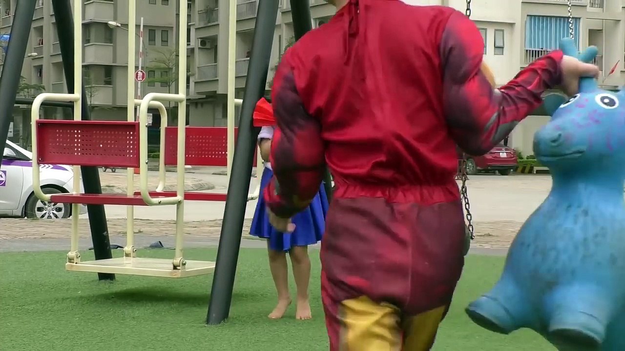 Beatifull Baby Elsa _ Baby Elsa Vs Spiderman In Realife _ Childrens Outdoor Playground-XOQJEzqfuv4