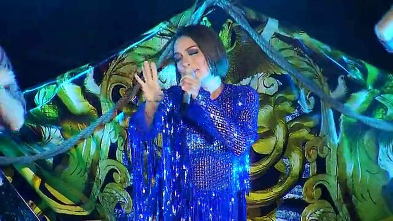 Ziynet Sali - Deniz Kokusu (Canlı Performans)