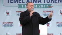 Diyarbakır - Erdoğan PKK Yanlıları 'Barış Barış' Diyor, Soruyorum; Elde Silah Varken Barış Olur mu 2