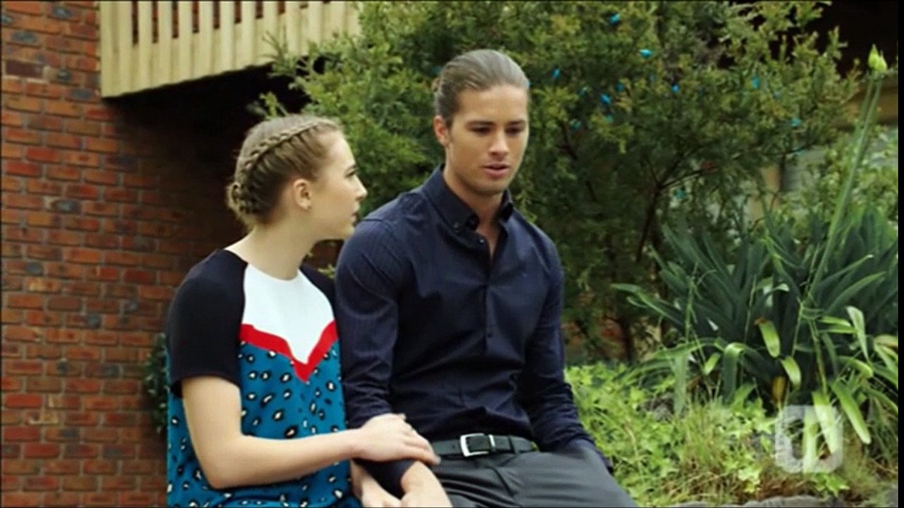 Piper and Tyler scenes ep 7568