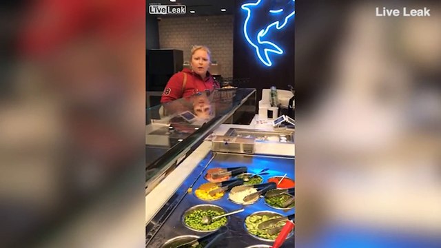 California diner has meltdown when she sees couple kissing _ Daily Mail Online