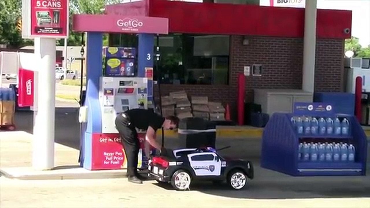 Delivering Donuts to COPS in TOY CAR!