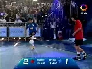 Maradona Messi et Tevez font un tennis ballon
