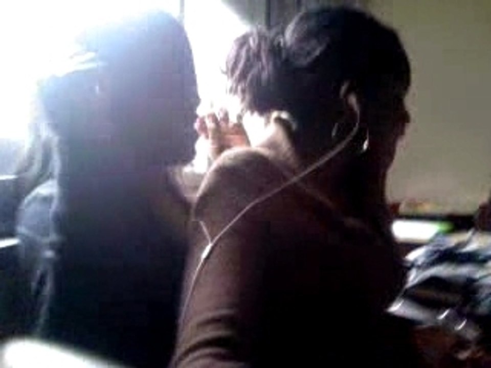 Mariama & Nadège Qui chante Aicha