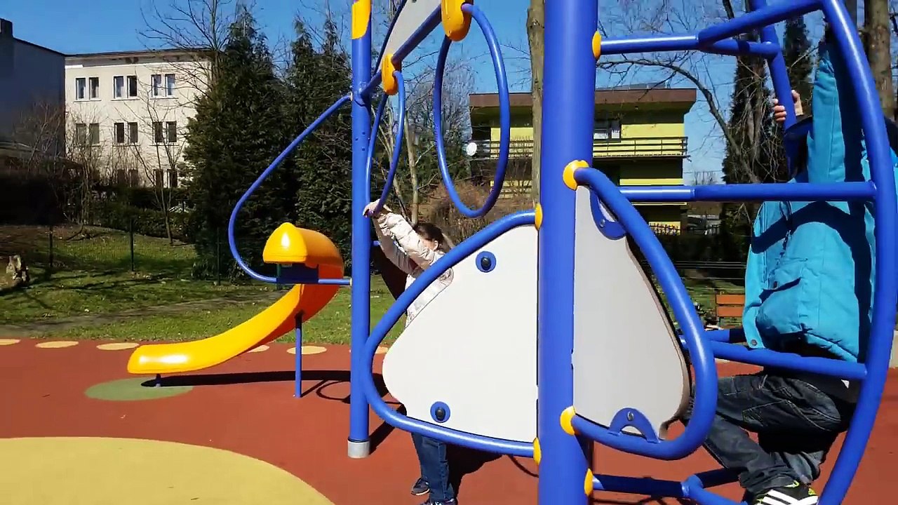 Playground Spring Family Fun - Fastest Slide EVER !-5uSwTqmaGaA