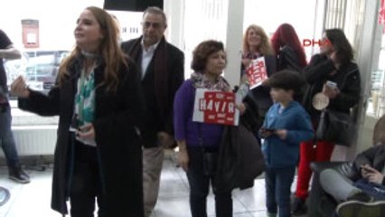 Köln'de Seçmenlerden 'hayır' Oyu Istedi